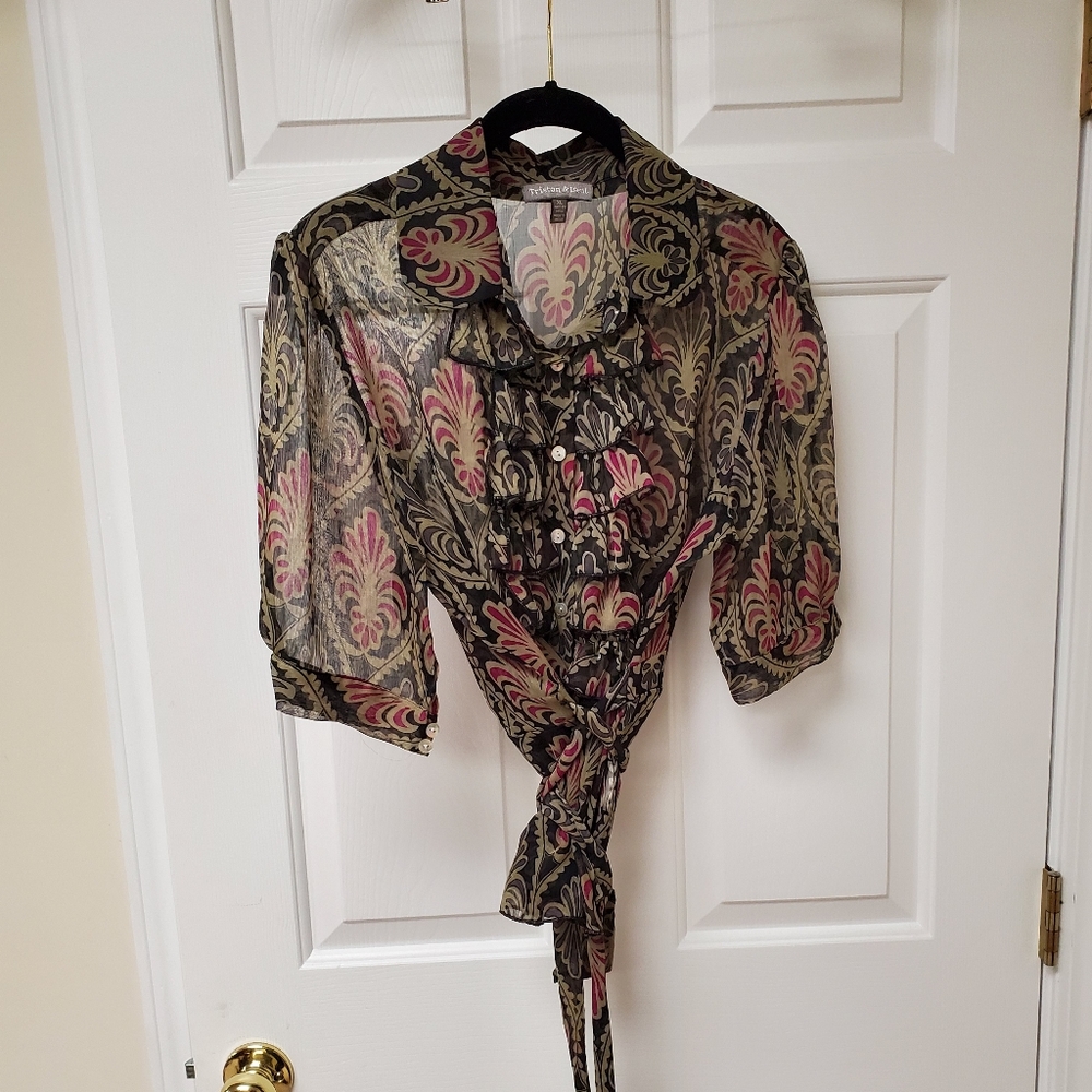 Vintage XL Sheer print blouse with ruffle front tie at waist